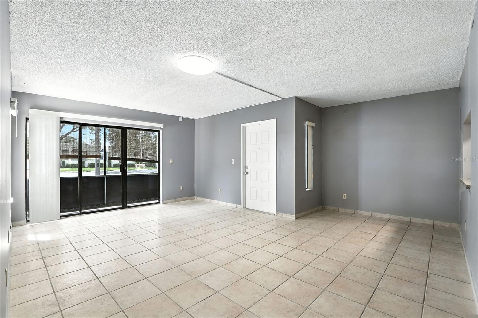 Image 6 of 28 For 8201 Sun Spring Circle B1