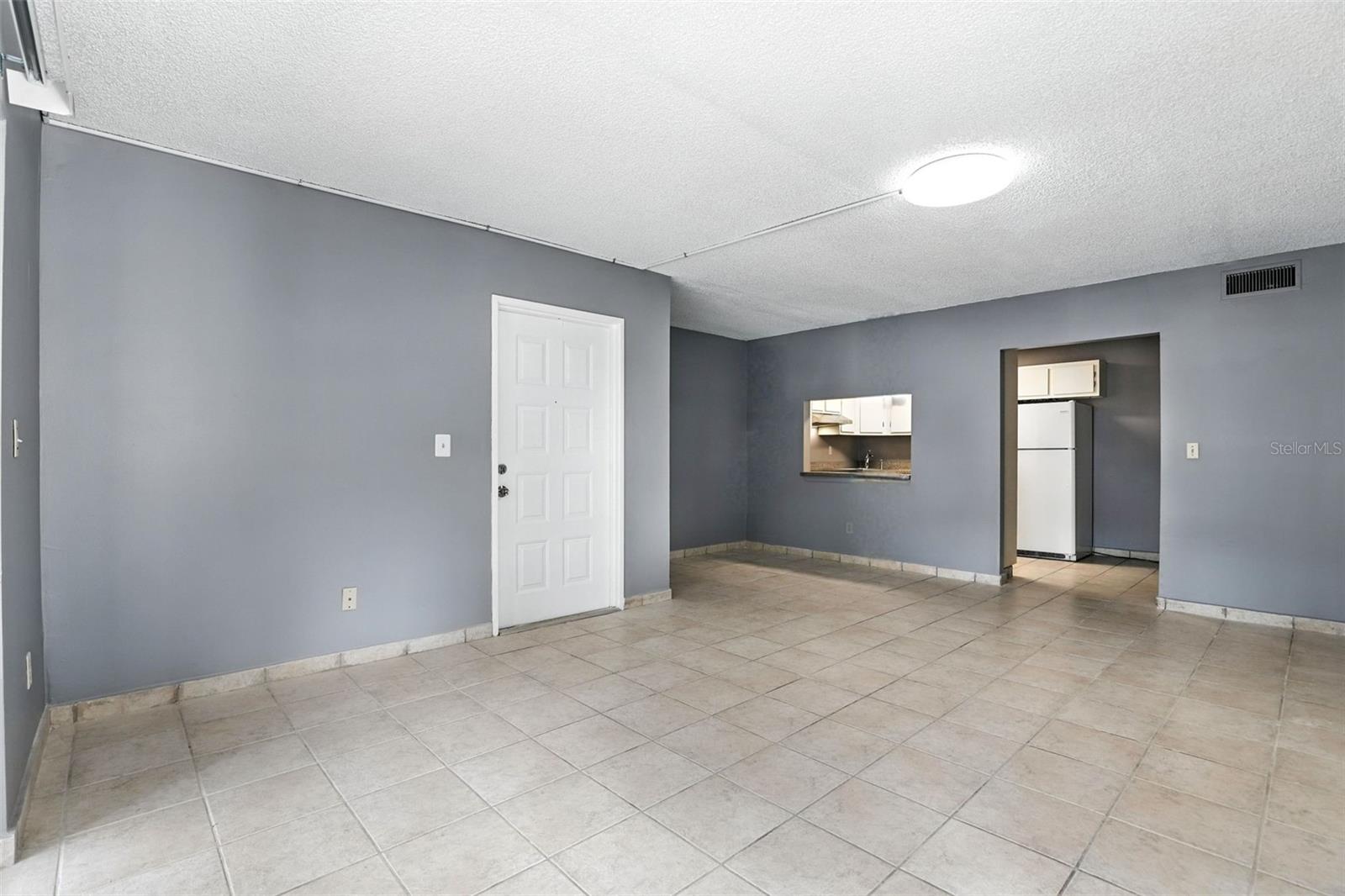 Image 7 of 28 For 8201 Sun Spring Circle B1