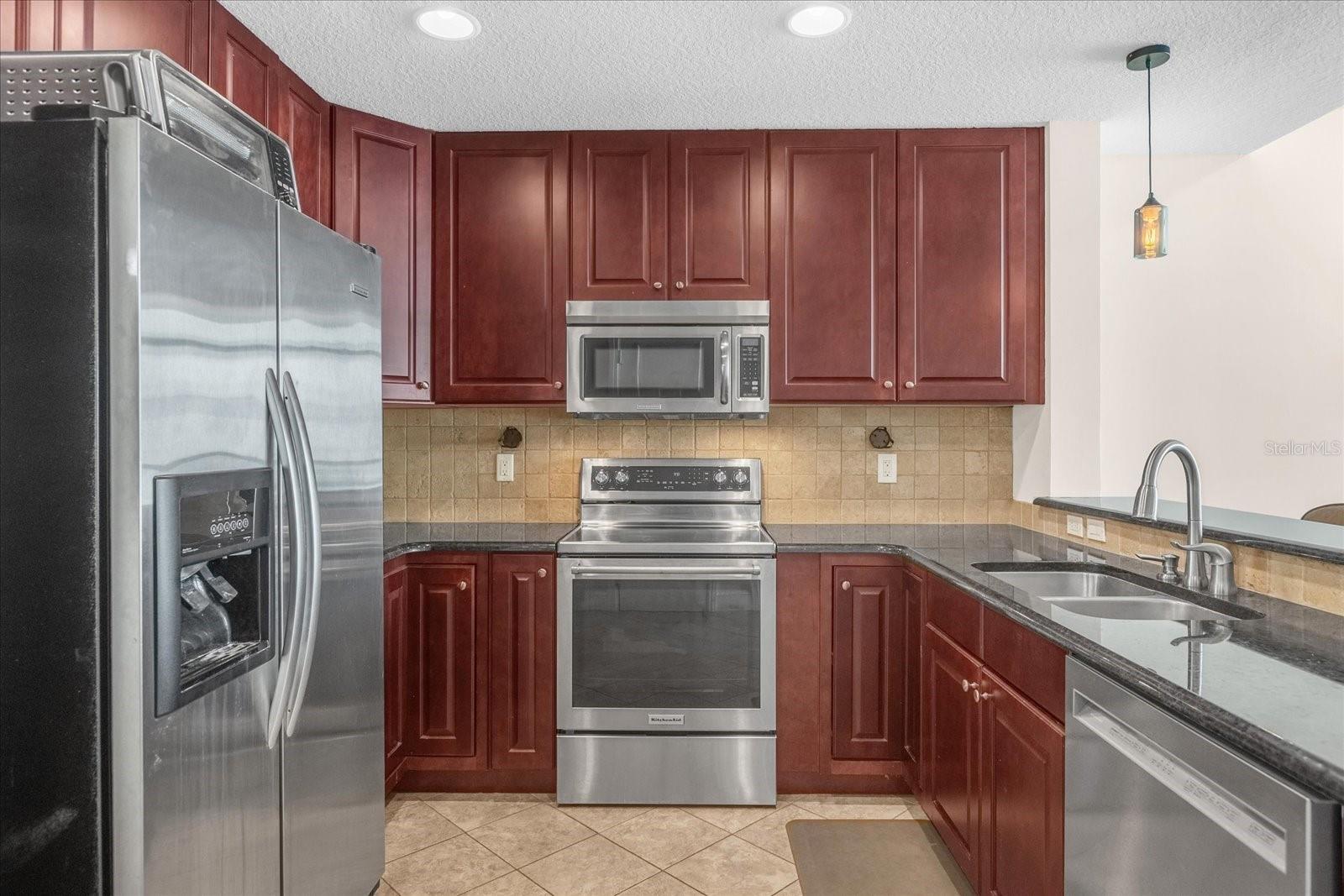 Image 6 of 20 For 101 Eola Drive 1017