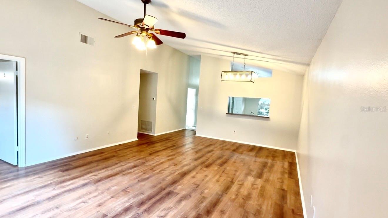 Image 5 of 17 For 10825 Bellamy Court