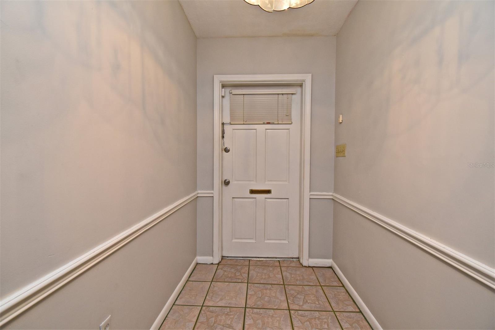 Image 21 of 27 For 1241 Manchester Rd