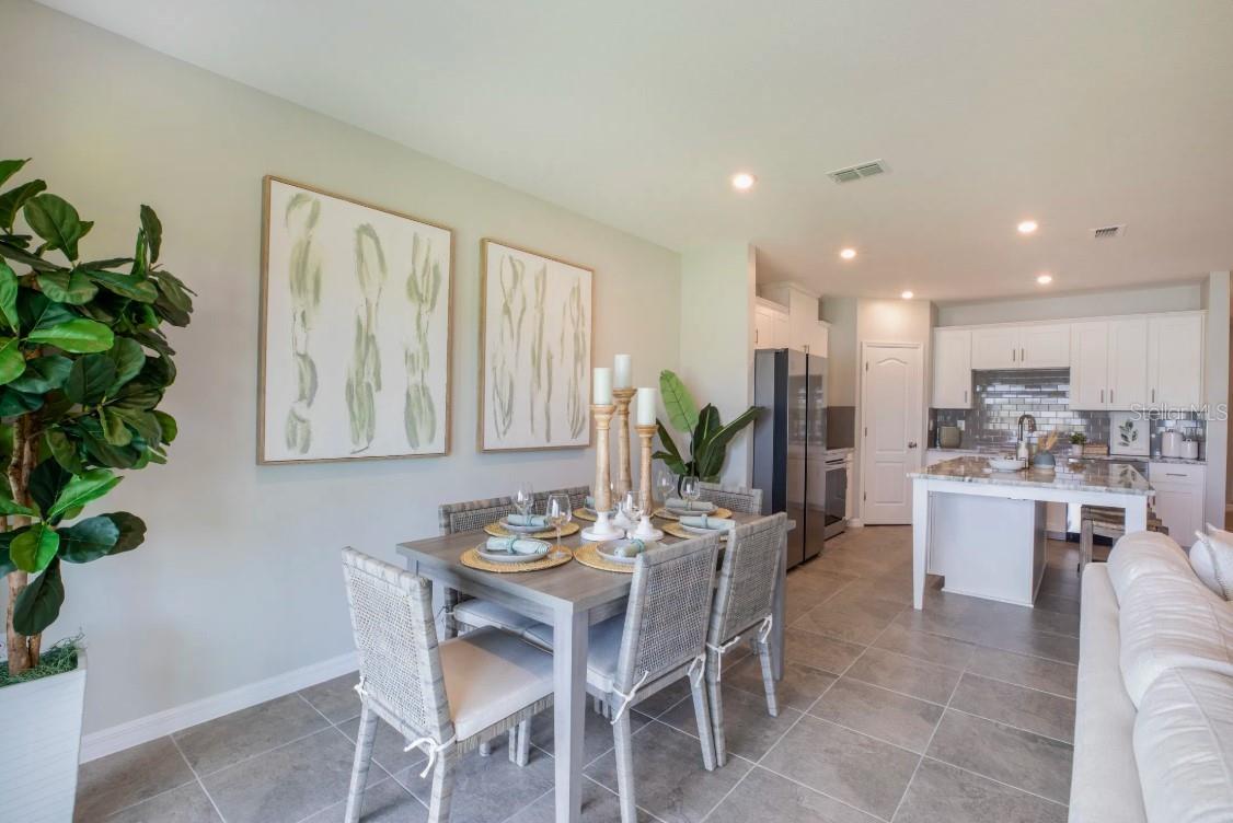 Image 4 of 21 For 10667 Ironwood Tree Way