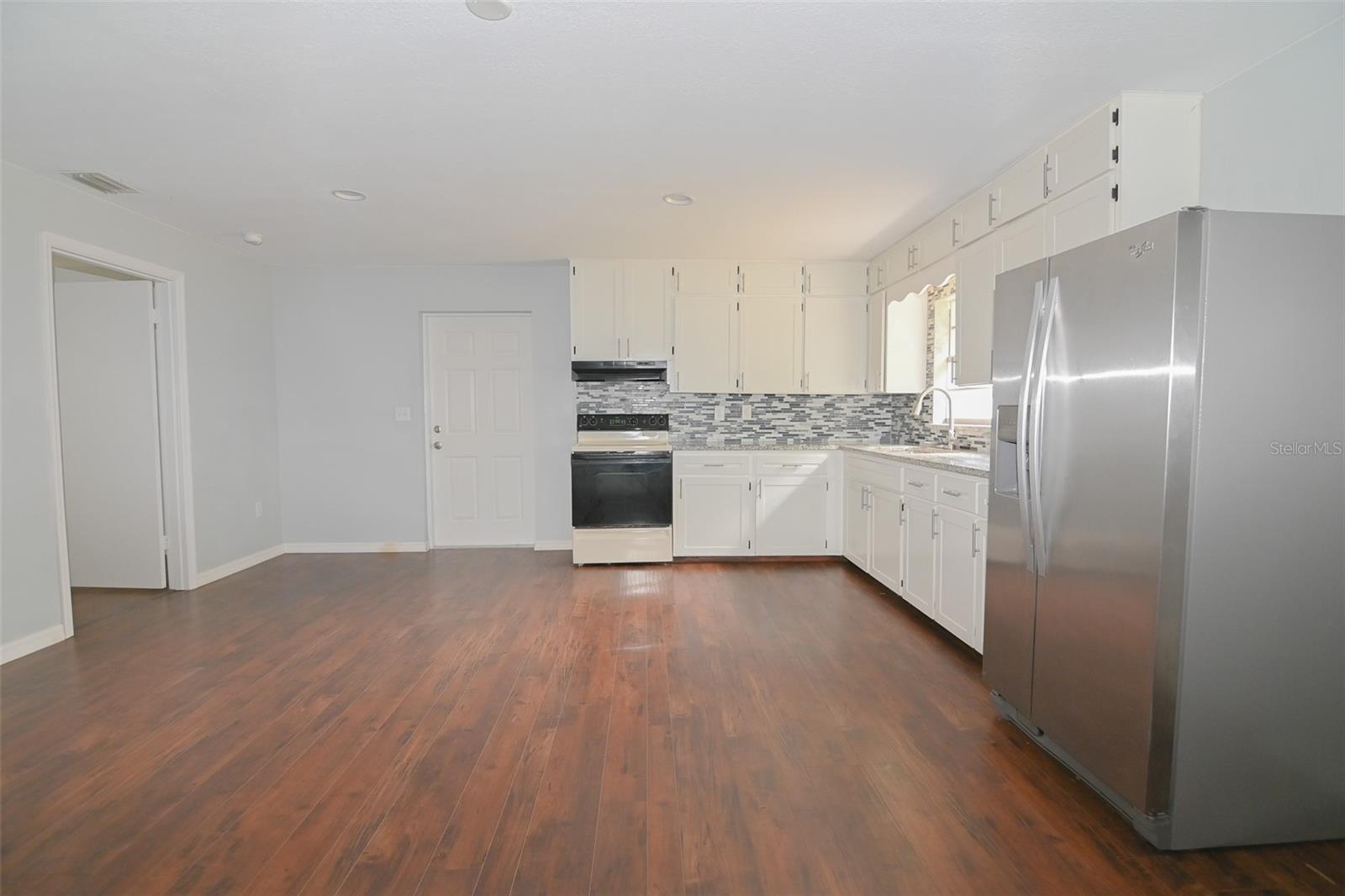 Image 5 of 16 For 127 Sevilla Street