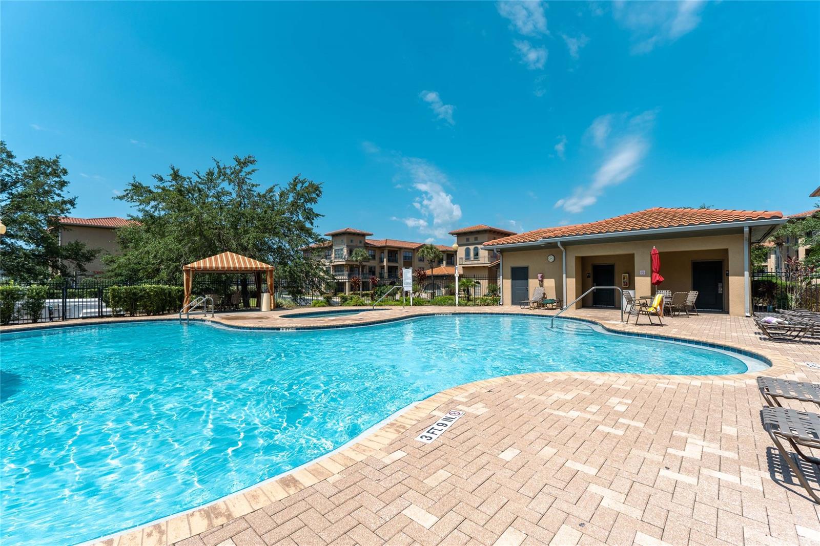 Image 22 of 34 For 903 Charo Parkway 831