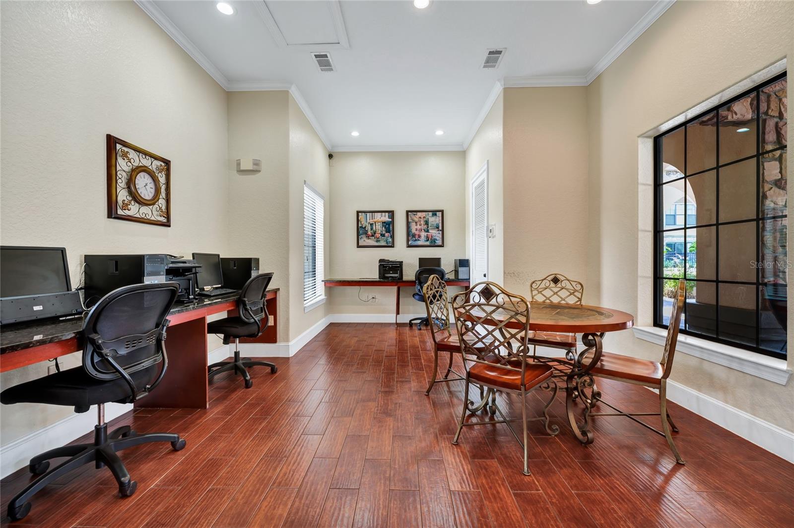 Image 38 of 48 For 903 Charo Parkway 831