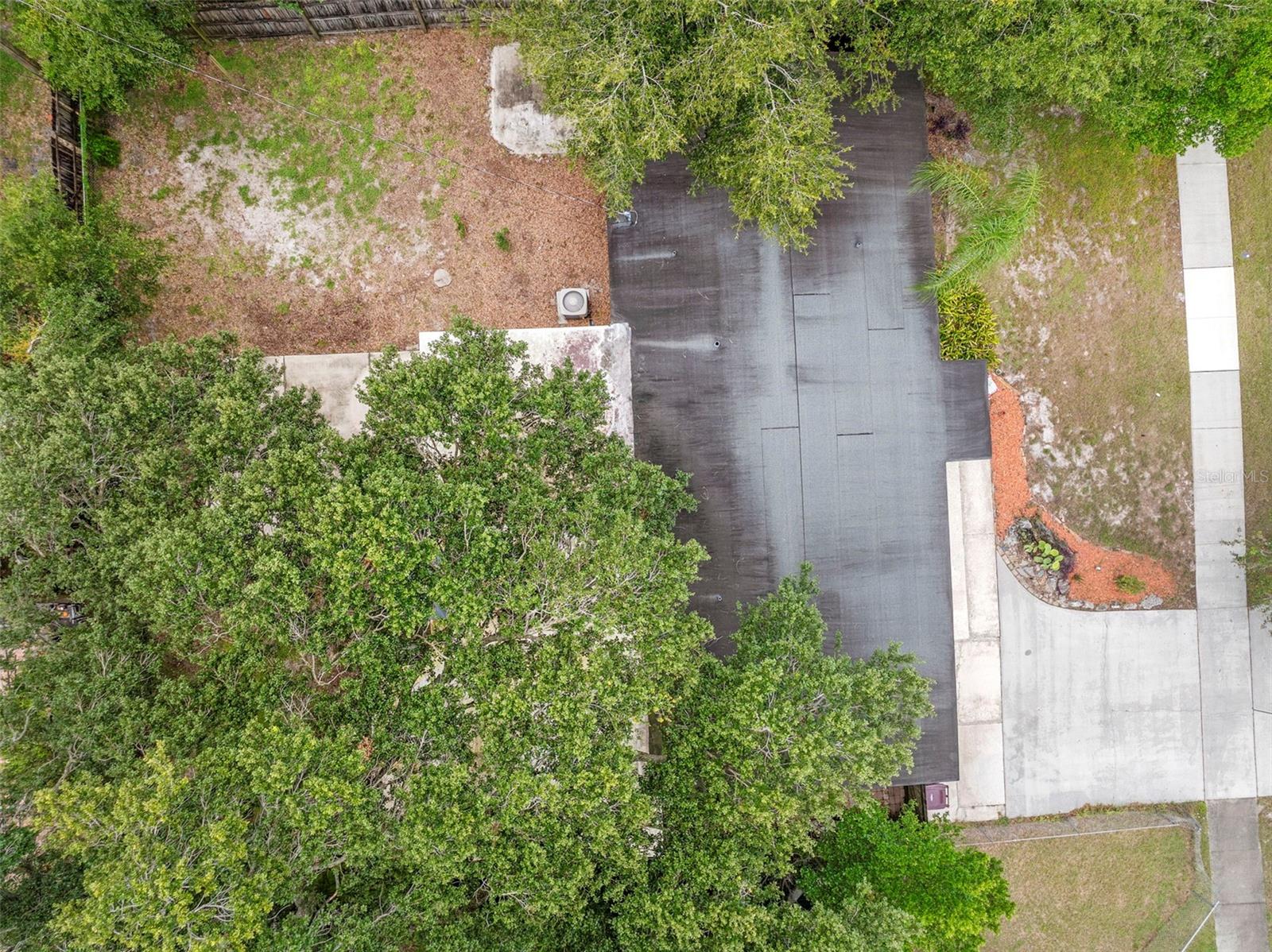 Image 12 of 49 For 6322 Appian Way