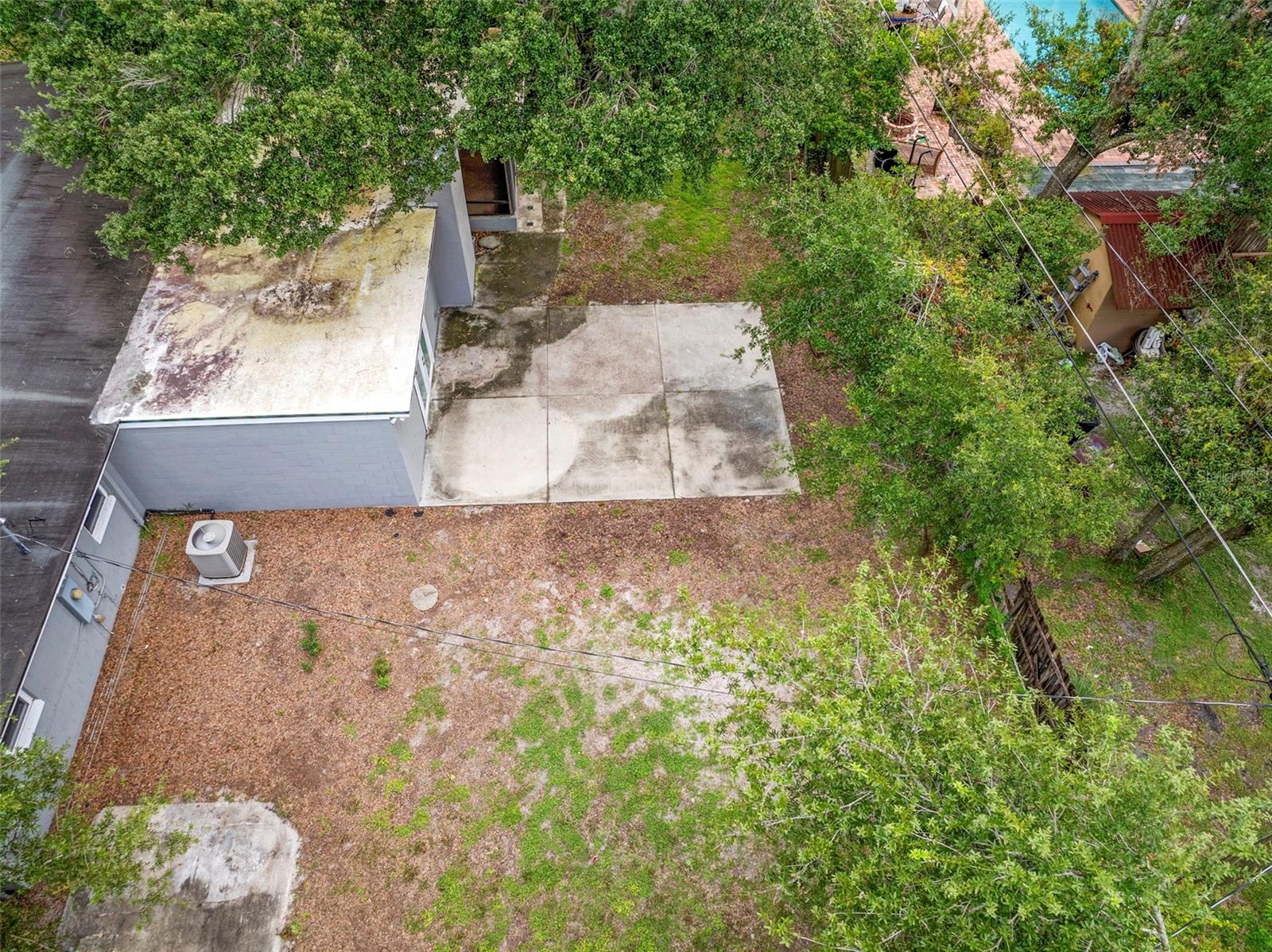 Image 14 of 49 For 6322 Appian Way