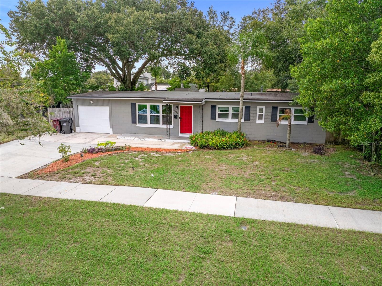 Image 16 of 49 For 6322 Appian Way