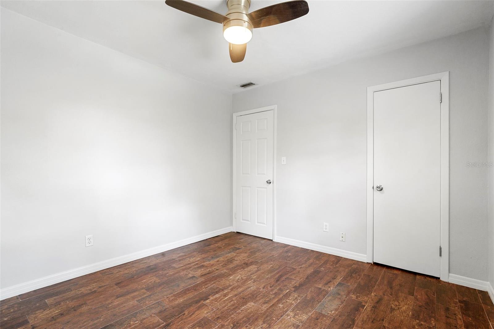 Image 34 of 49 For 6322 Appian Way