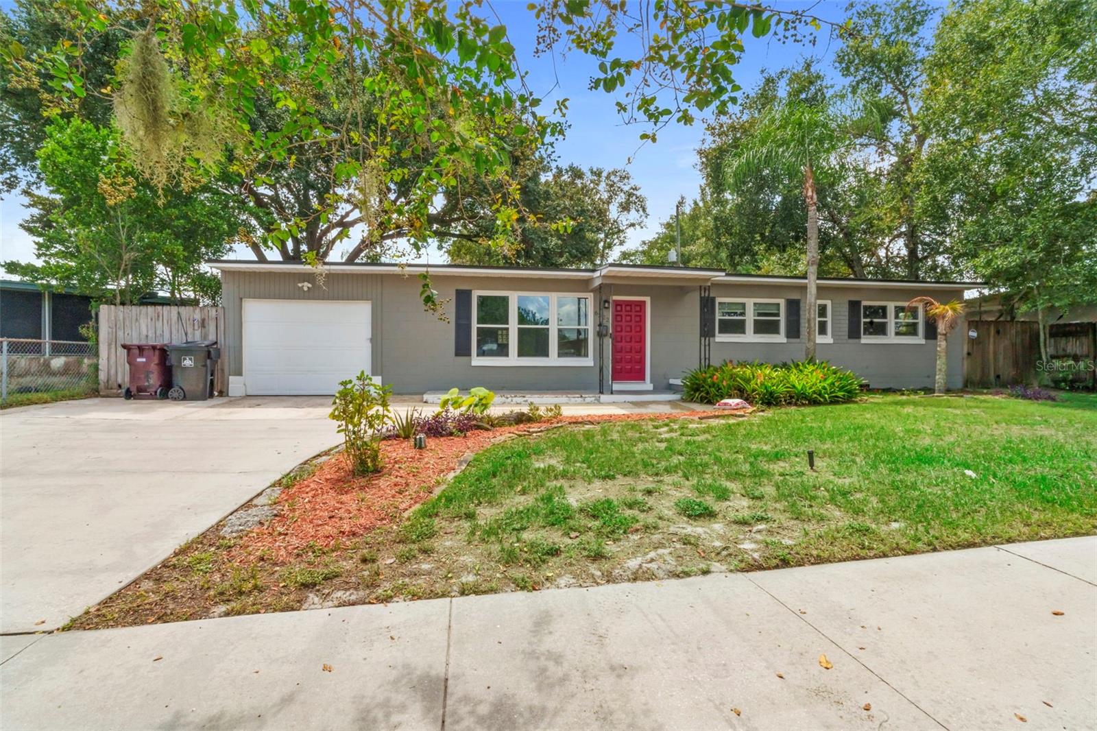 Image 4 of 49 For 6322 Appian Way