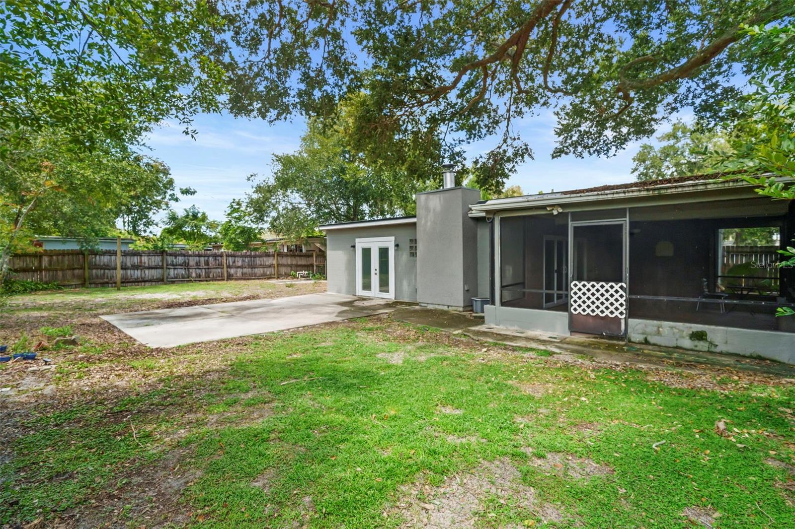 Image 7 of 49 For 6322 Appian Way