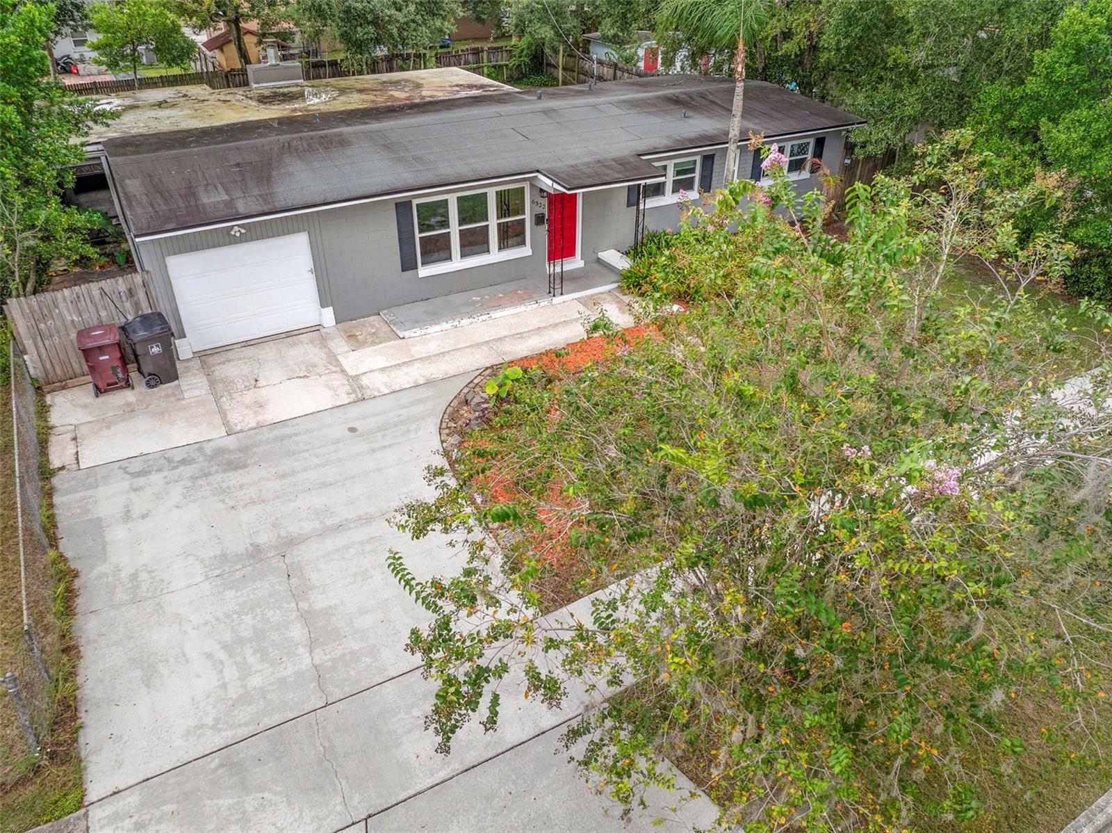 Image 9 of 49 For 6322 Appian Way