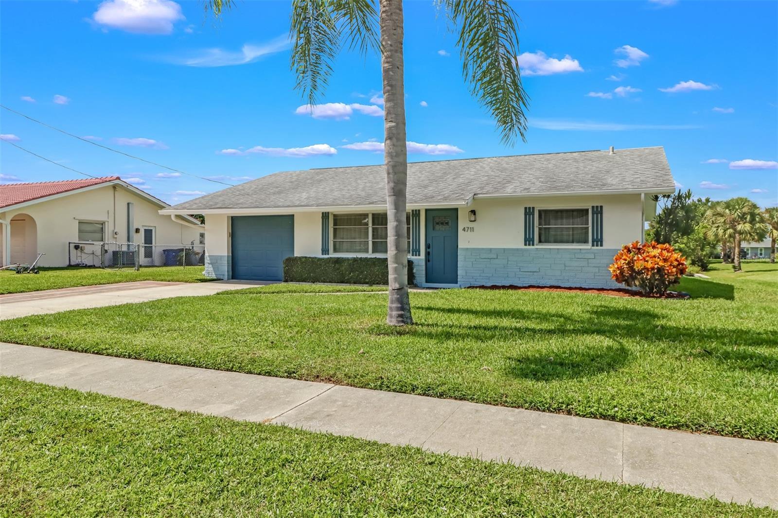 Details for 4711 Forest Glen Drive, NORTH FORT MYERS, FL 33903