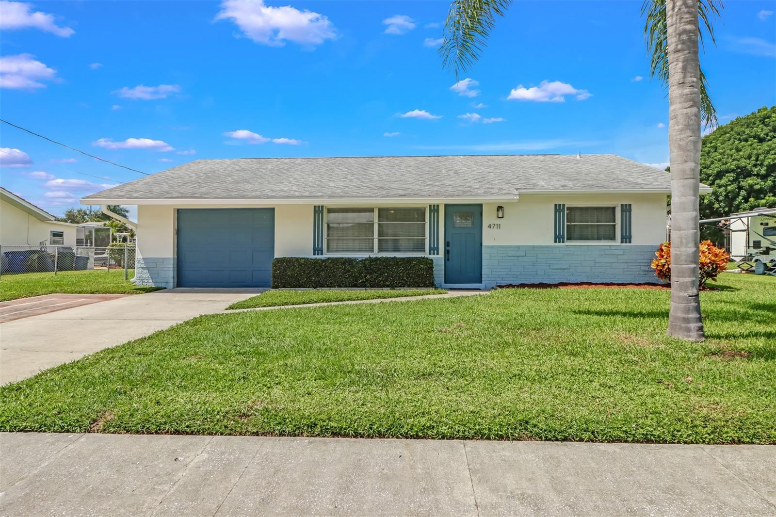 Image 2 of 34 For 4711 Forest Glen Drive