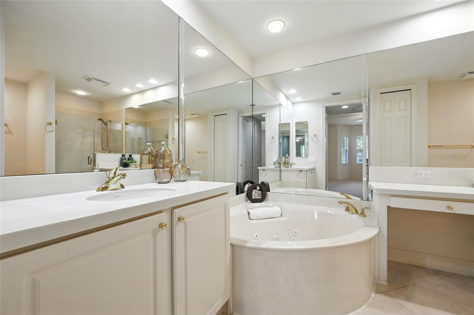 Image 15 of 66 For 42 Camino Real Boulevard 402