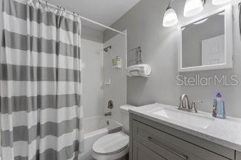 Image 15 of 21 For 450 Longwood Circle