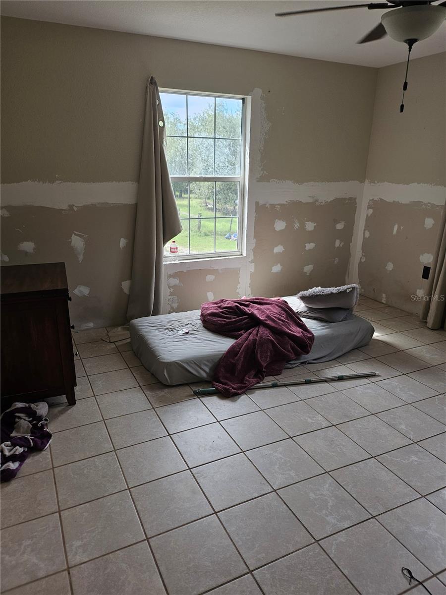 Image 18 of 51 For 1011 Hodent Road