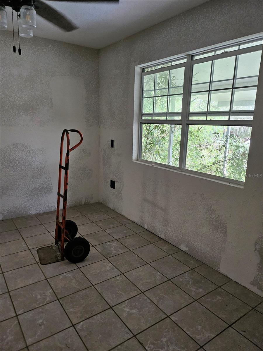 Image 28 of 51 For 1011 Hodent Road