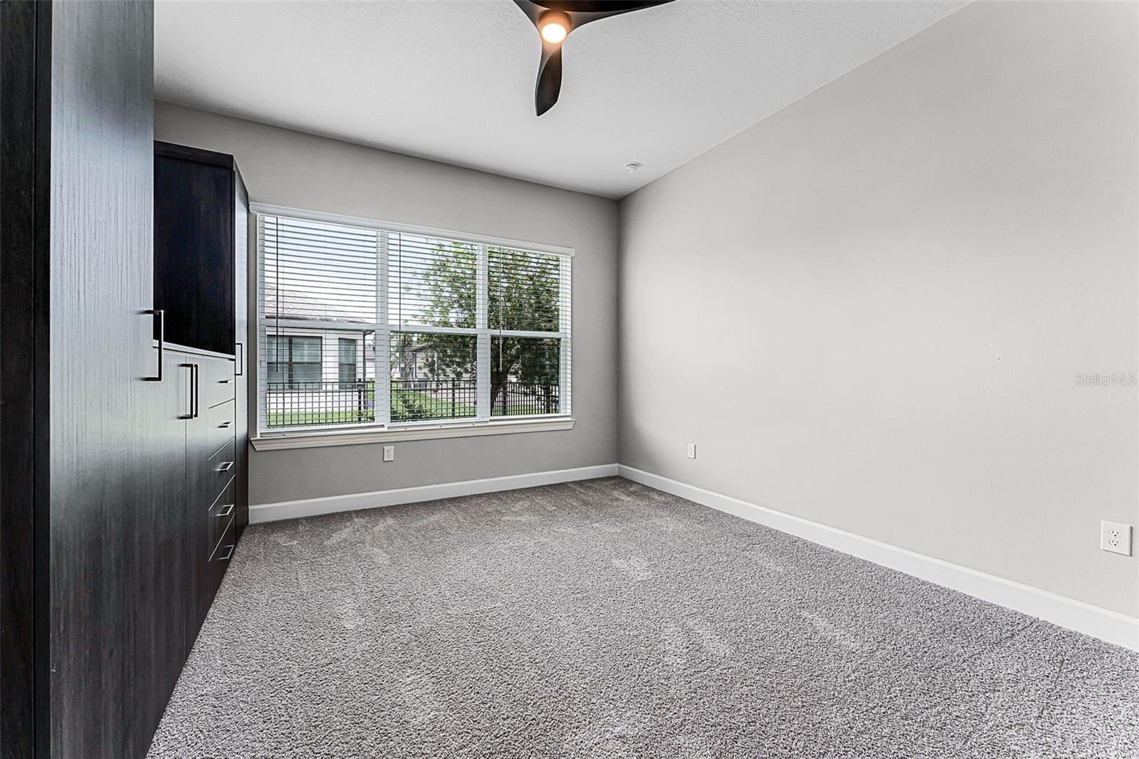 Image 32 of 76 For 937 Walnut Creek Lane
