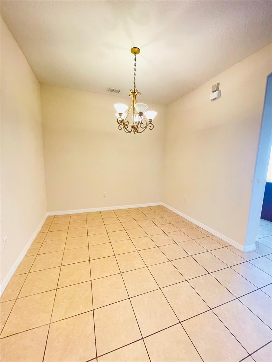 Image 4 of 20 For 2802 Eagle Claw Court