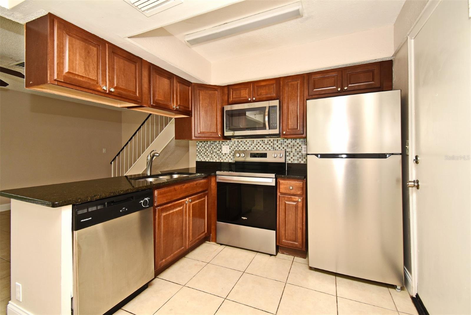 Image 17 of 37 For 4159 White Pine Avenue 3