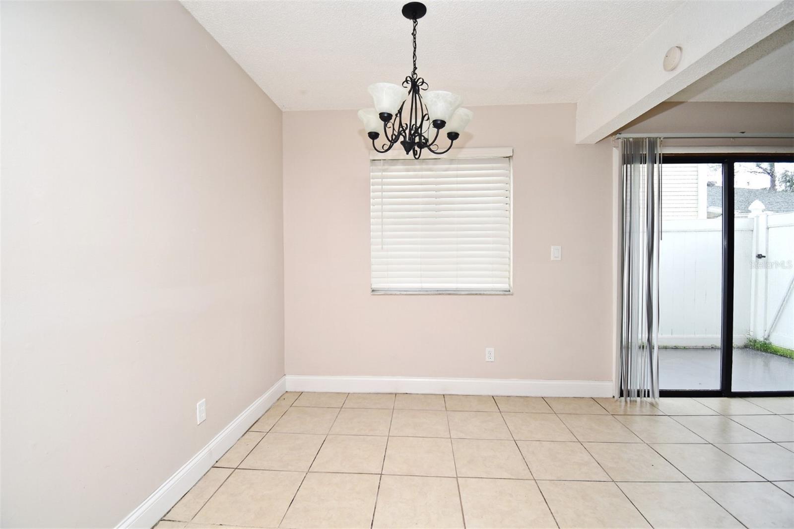 Image 21 of 37 For 4159 White Pine Avenue 3