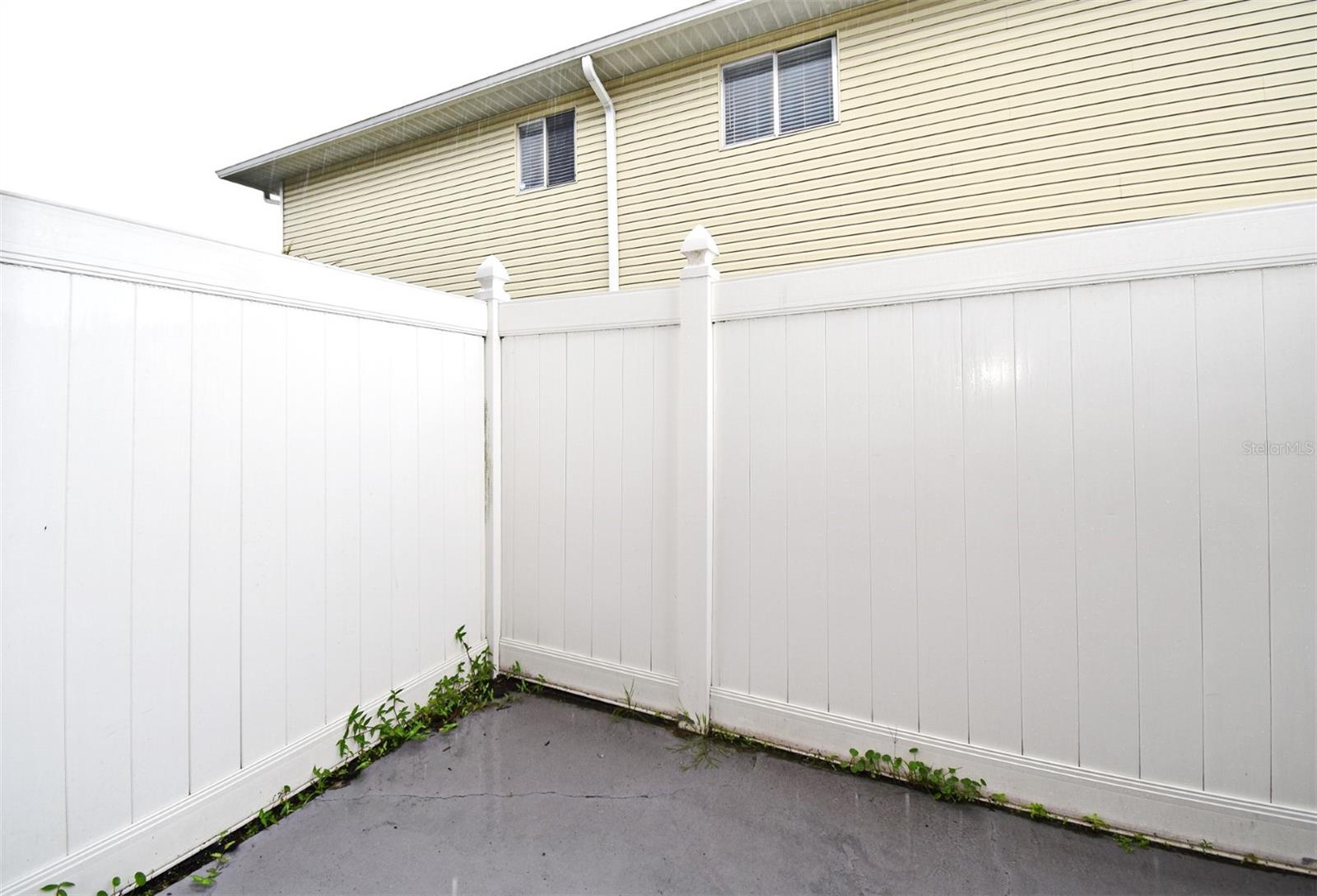 Image 22 of 37 For 4159 White Pine Avenue 3