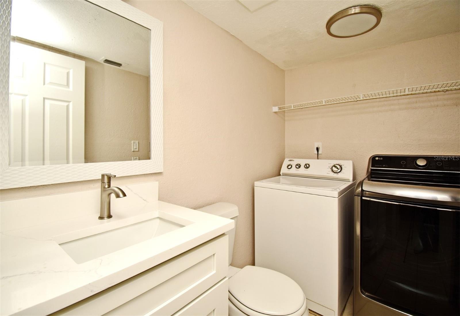 Image 23 of 37 For 4159 White Pine Avenue 3