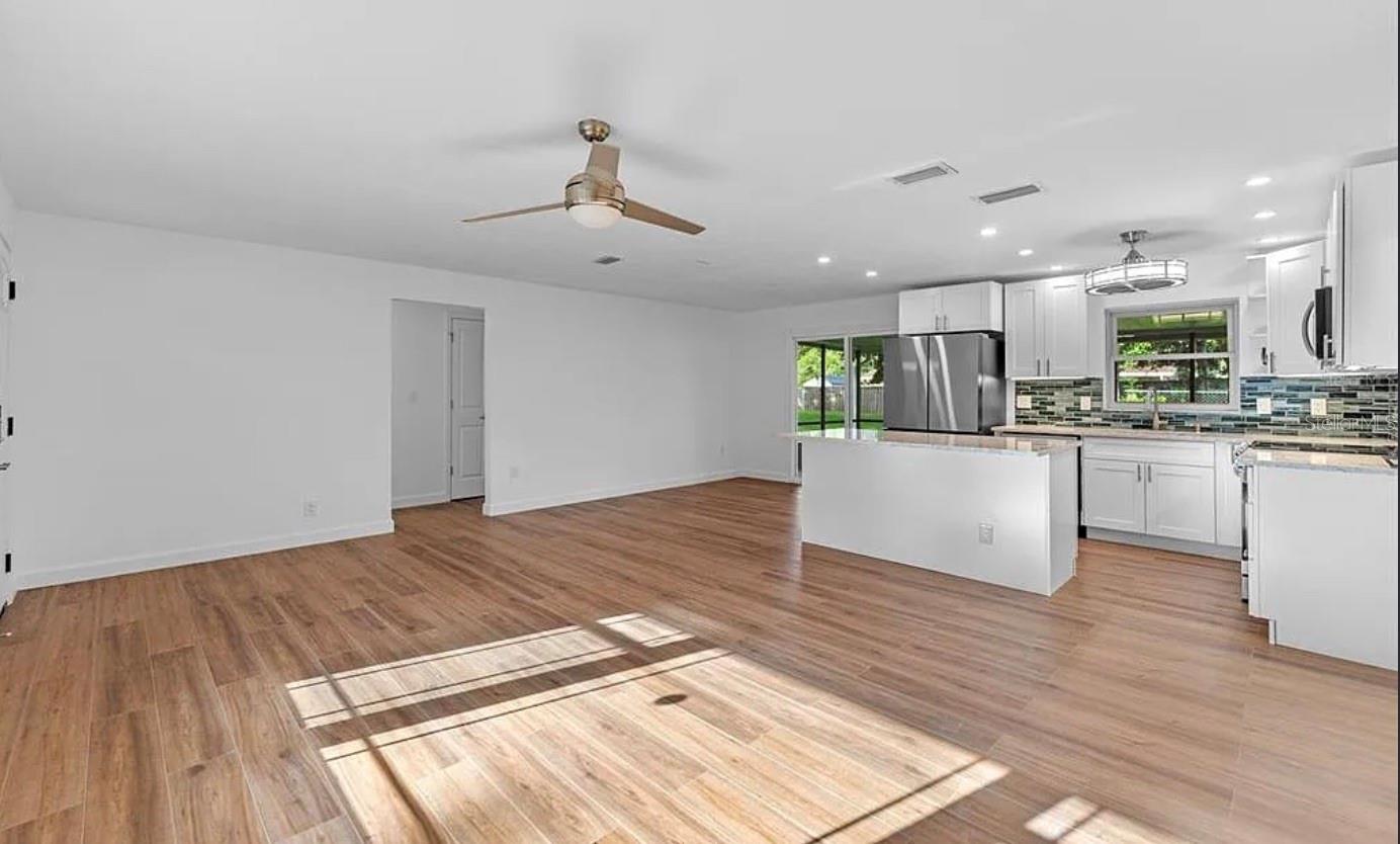 Image 4 of 15 For 241 Brittany Avenue
