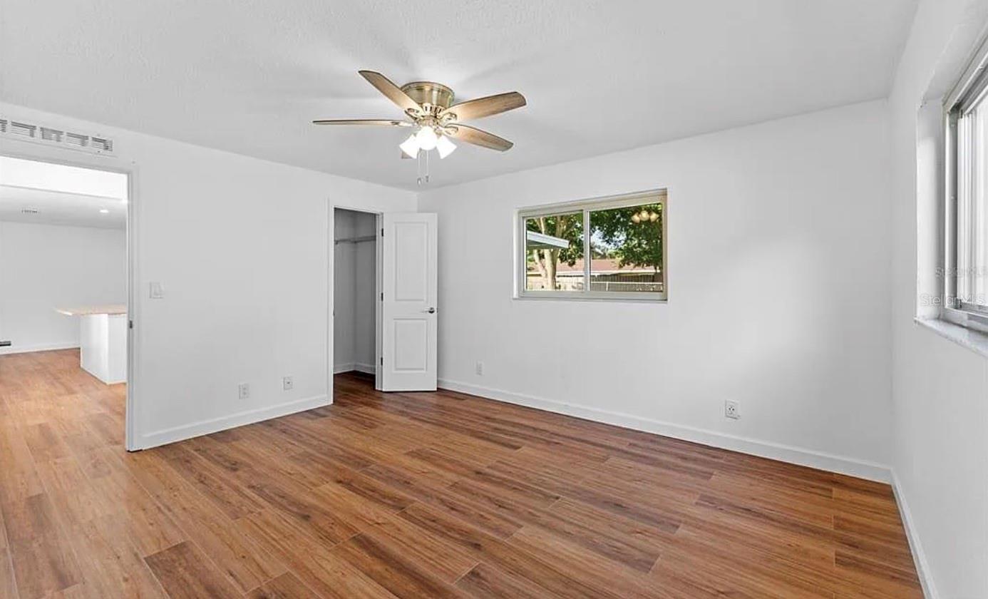 Image 7 of 15 For 241 Brittany Avenue