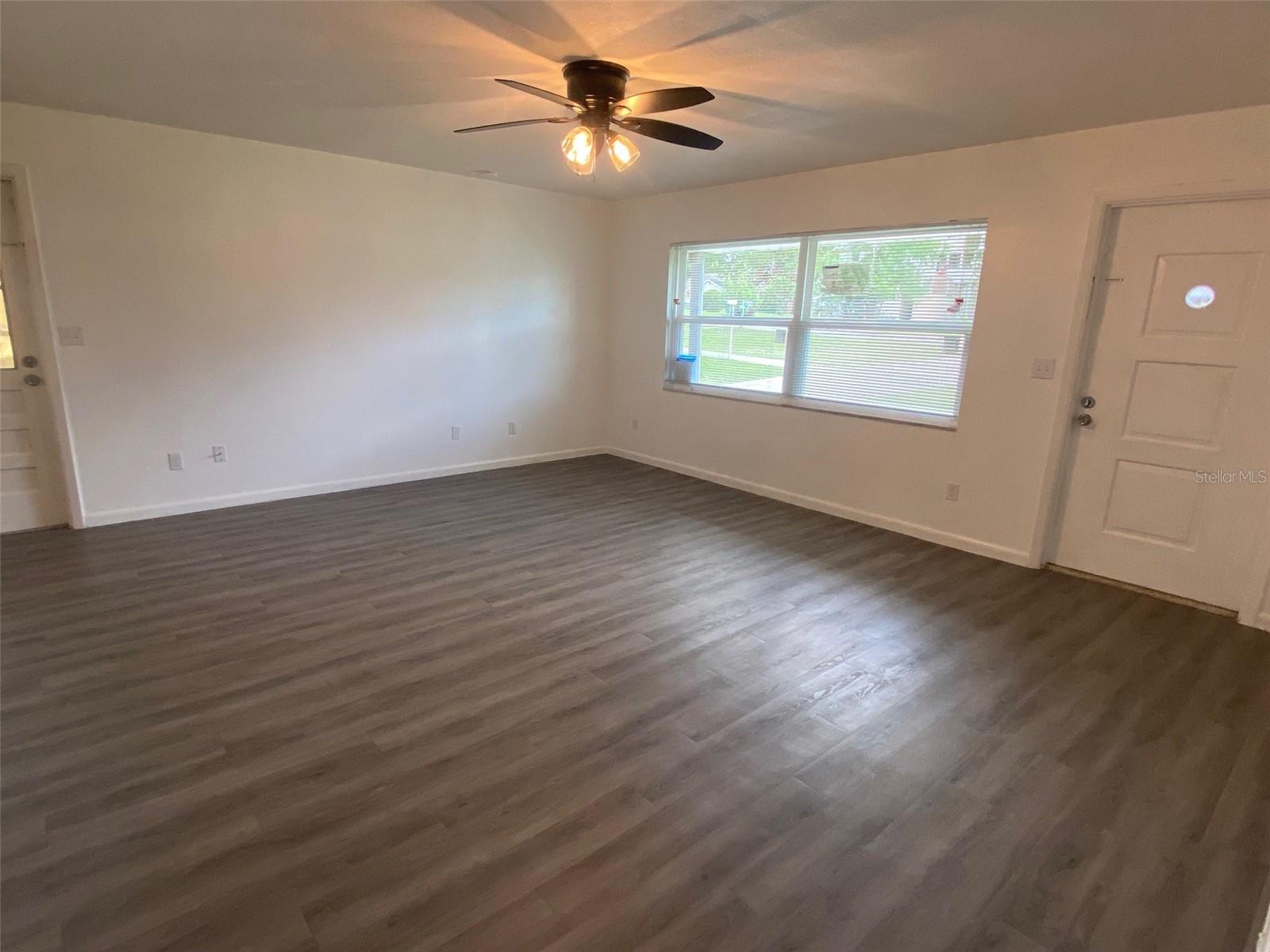 Image 7 of 15 For 377 Minneola Avenue