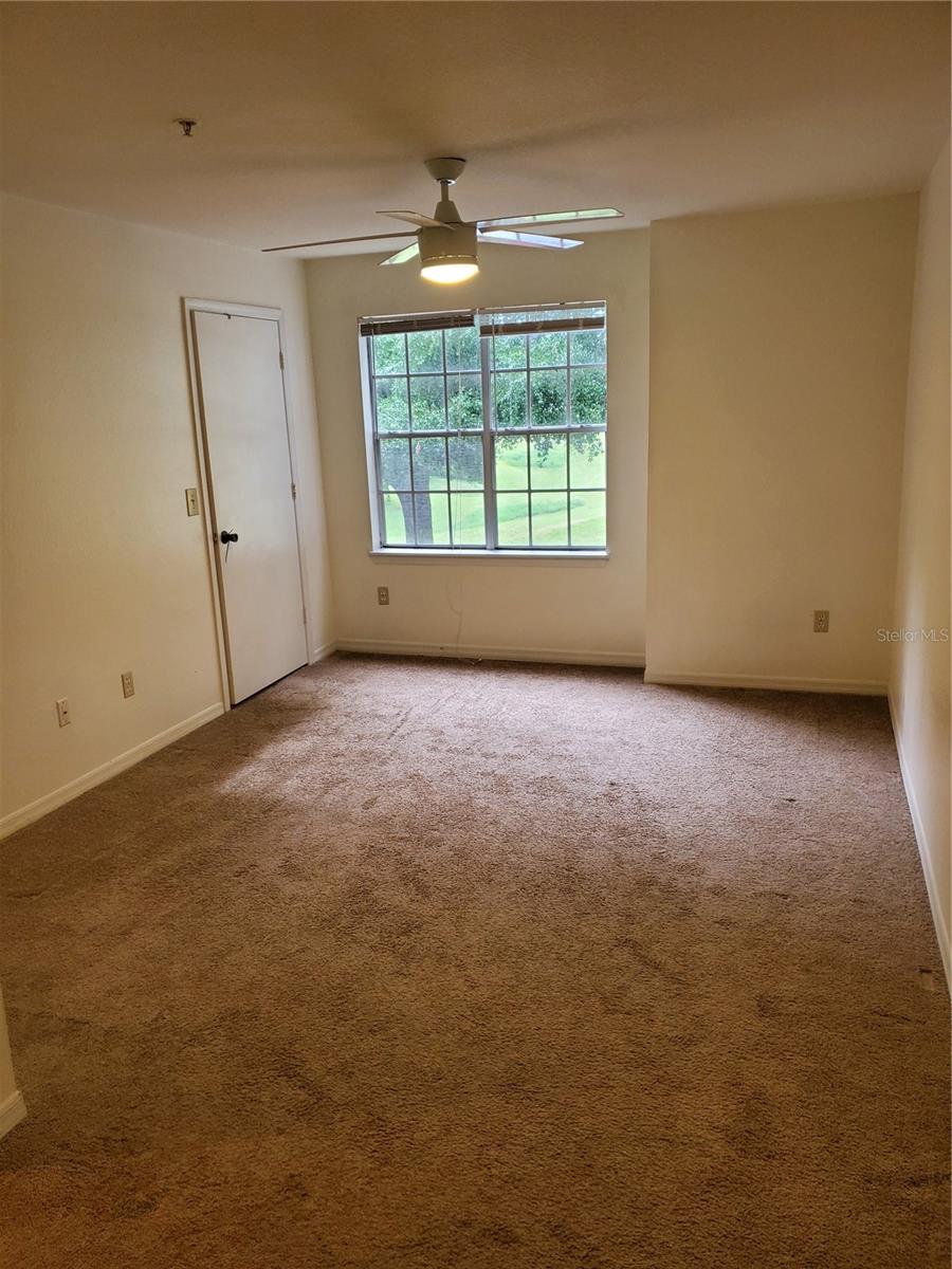 Image 16 of 25 For 7200 Westpointe Boulevard 1526