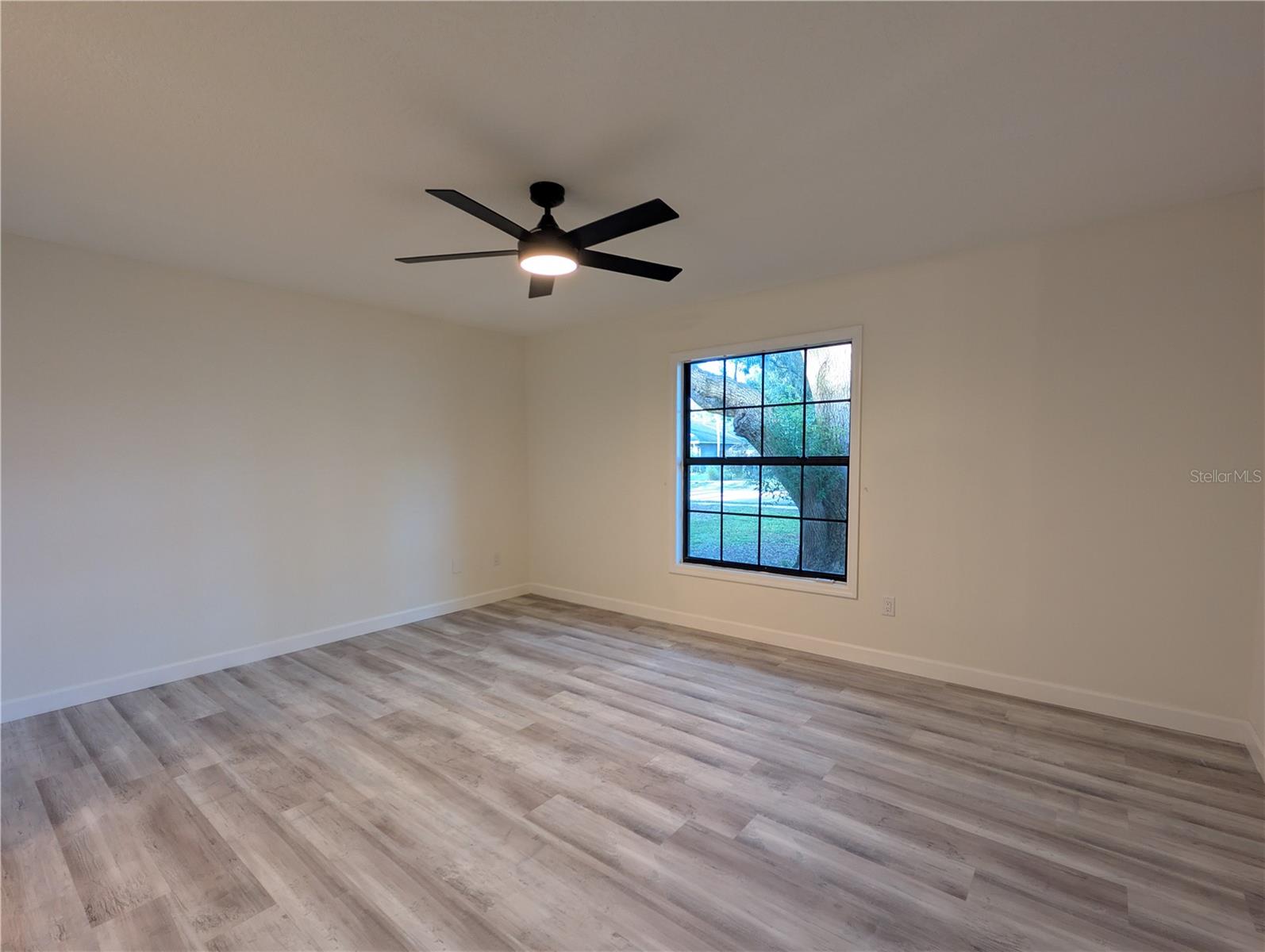 Image 16 of 30 For 1057 Nodding Pines Way