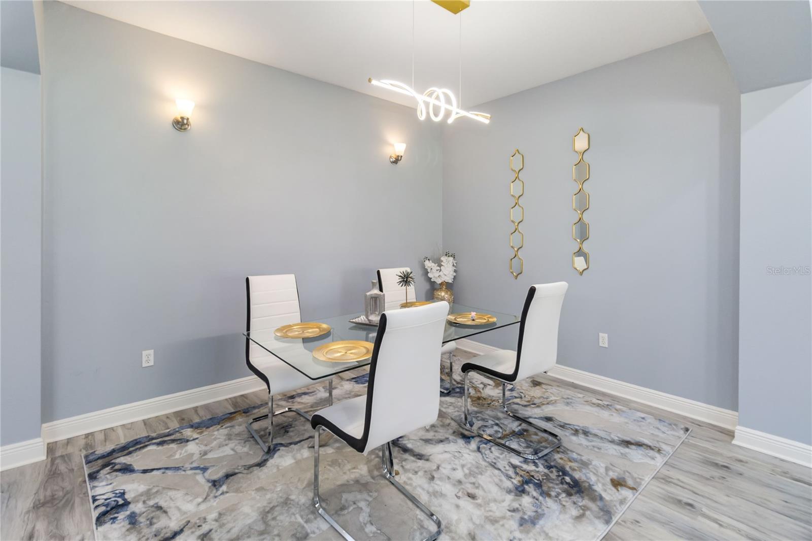 Image 13 of 56 For 3814 Golden Feather Way