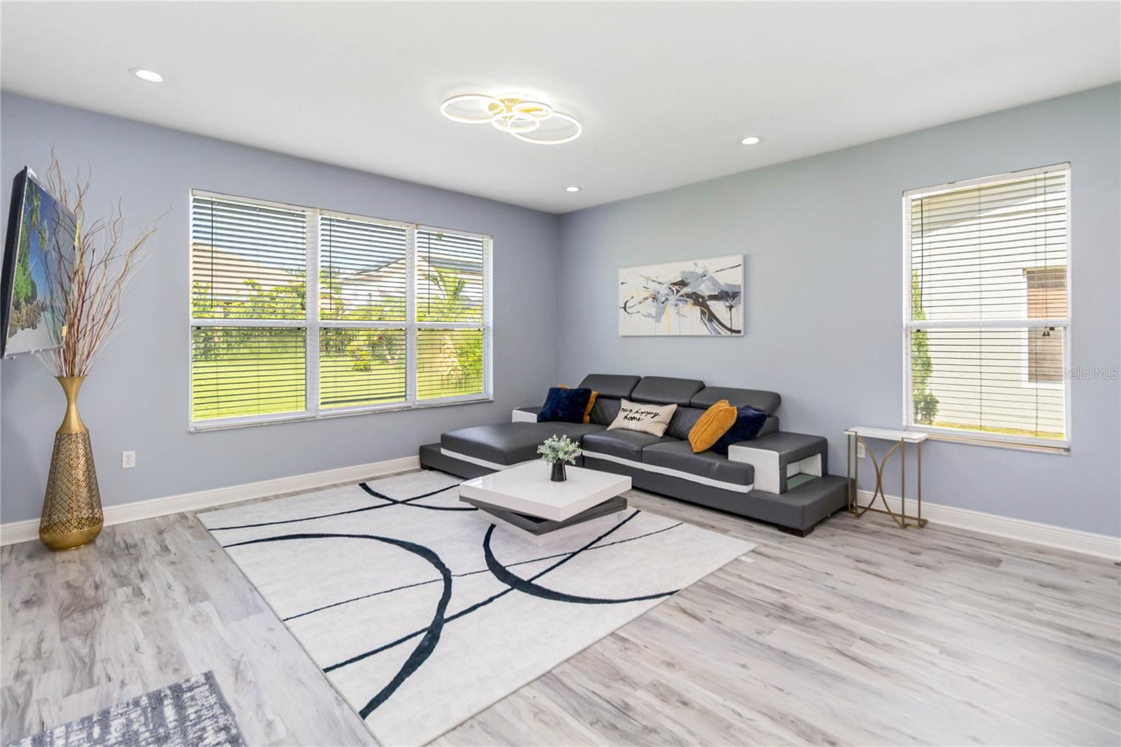 Image 20 of 56 For 3814 Golden Feather Way