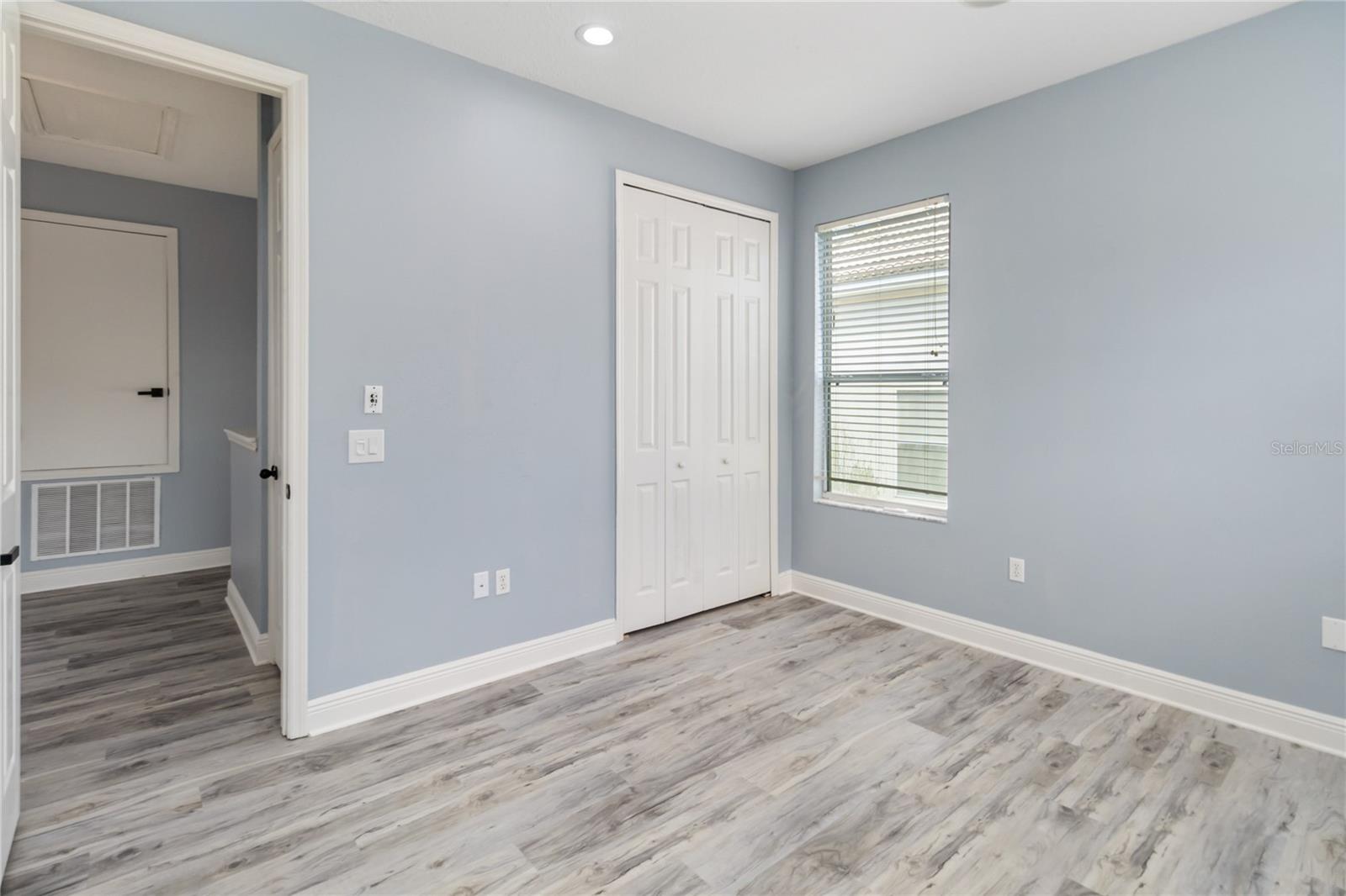 Image 36 of 56 For 3814 Golden Feather Way