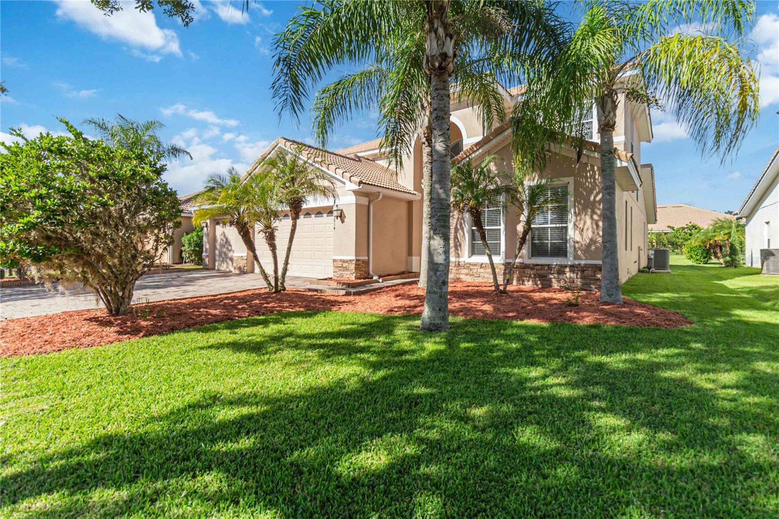 Image 5 of 56 For 3814 Golden Feather Way