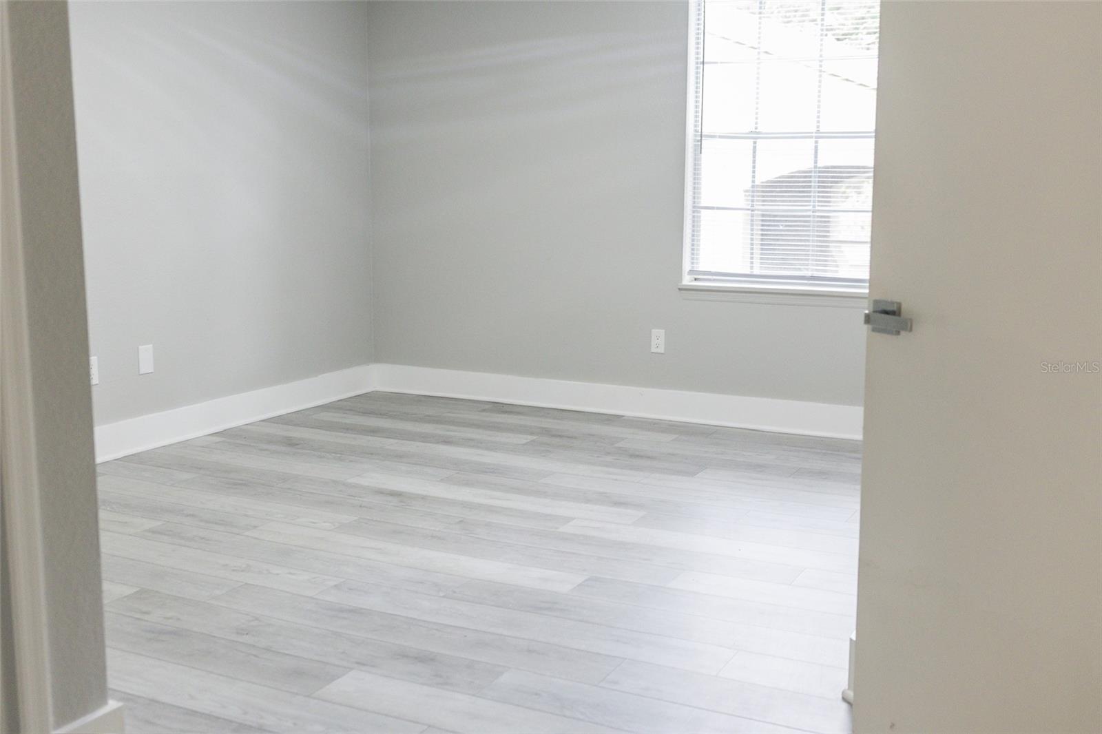 Image 11 of 34 For 7280 Westpointe Boulevard 826