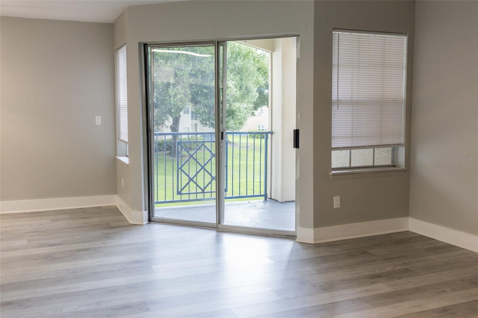 Image 18 of 34 For 7280 Westpointe Boulevard 826