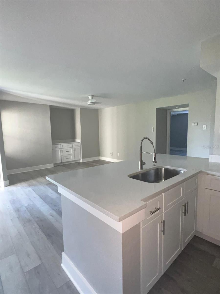 Image 3 of 3 For 7280 Westpointe Boulevard 826