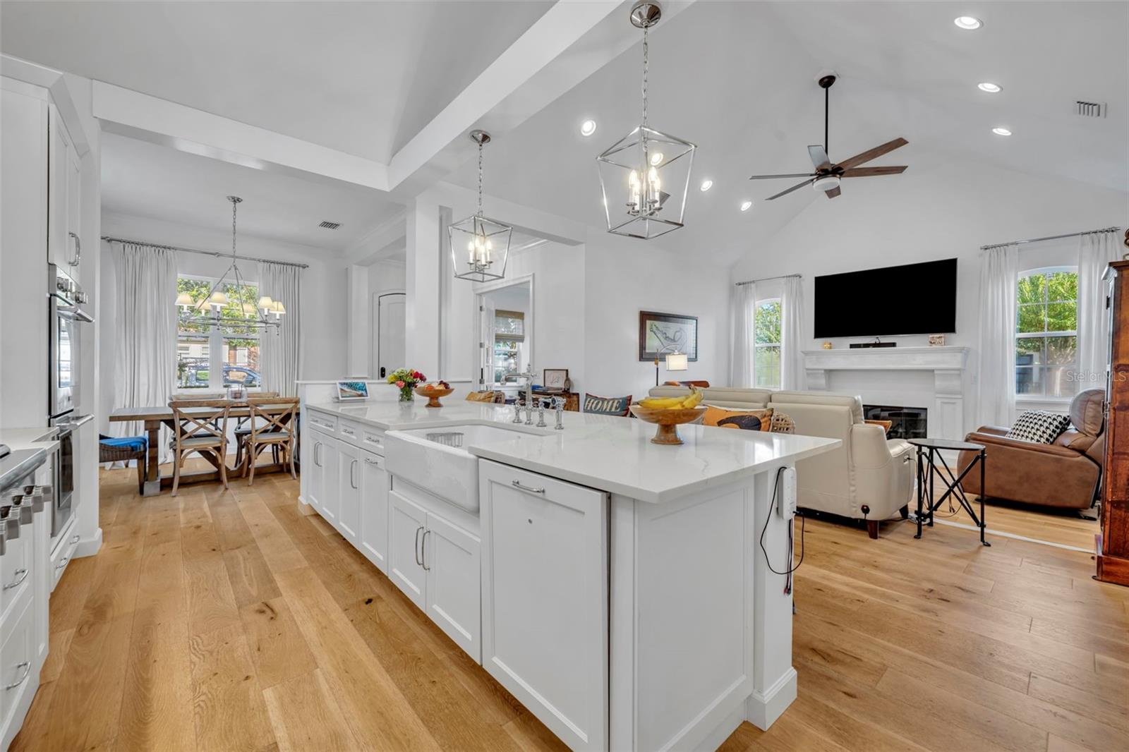 Image 15 of 43 For 1166 Oaks Boulevard