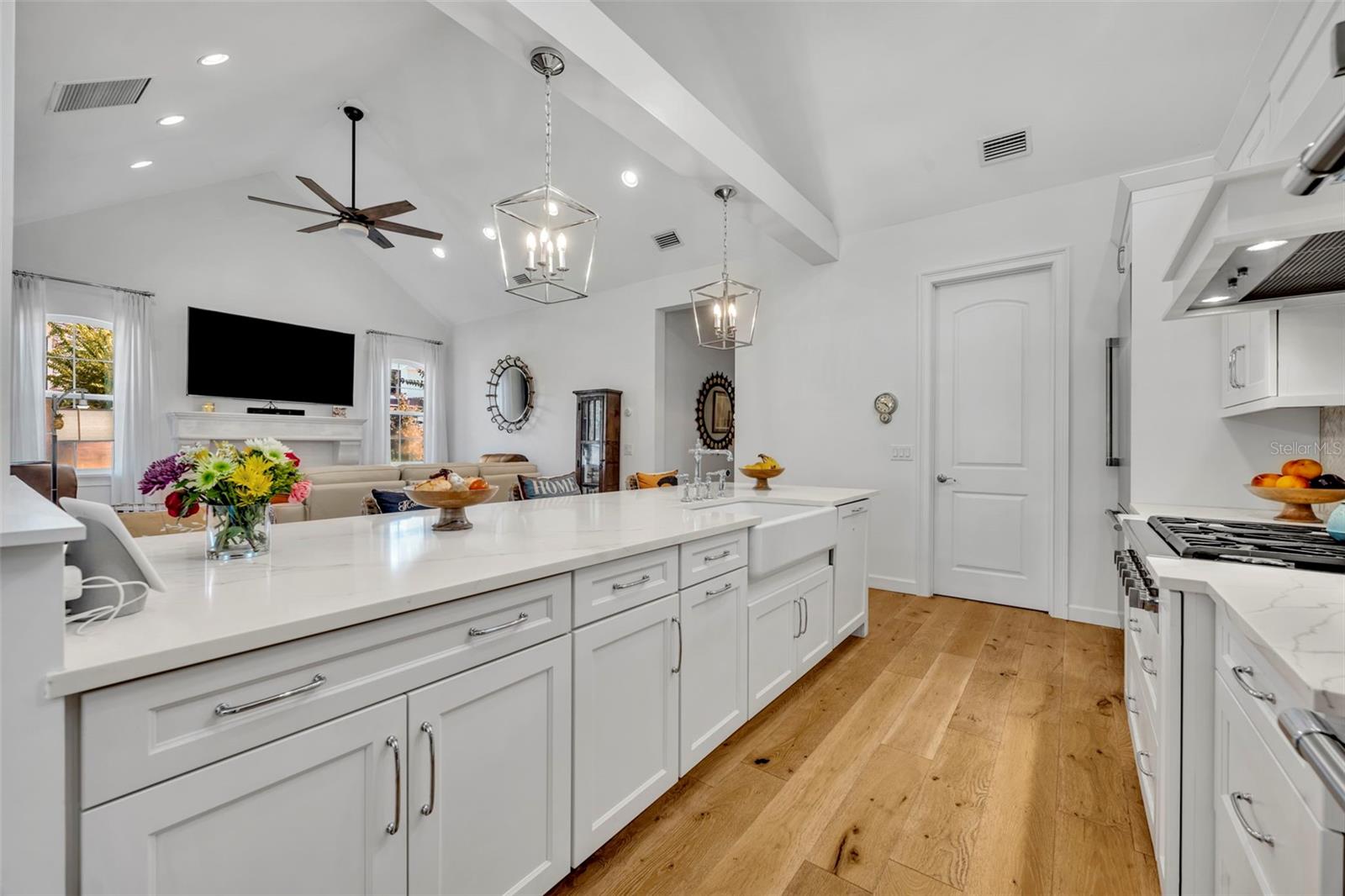 Image 17 of 43 For 1166 Oaks Boulevard