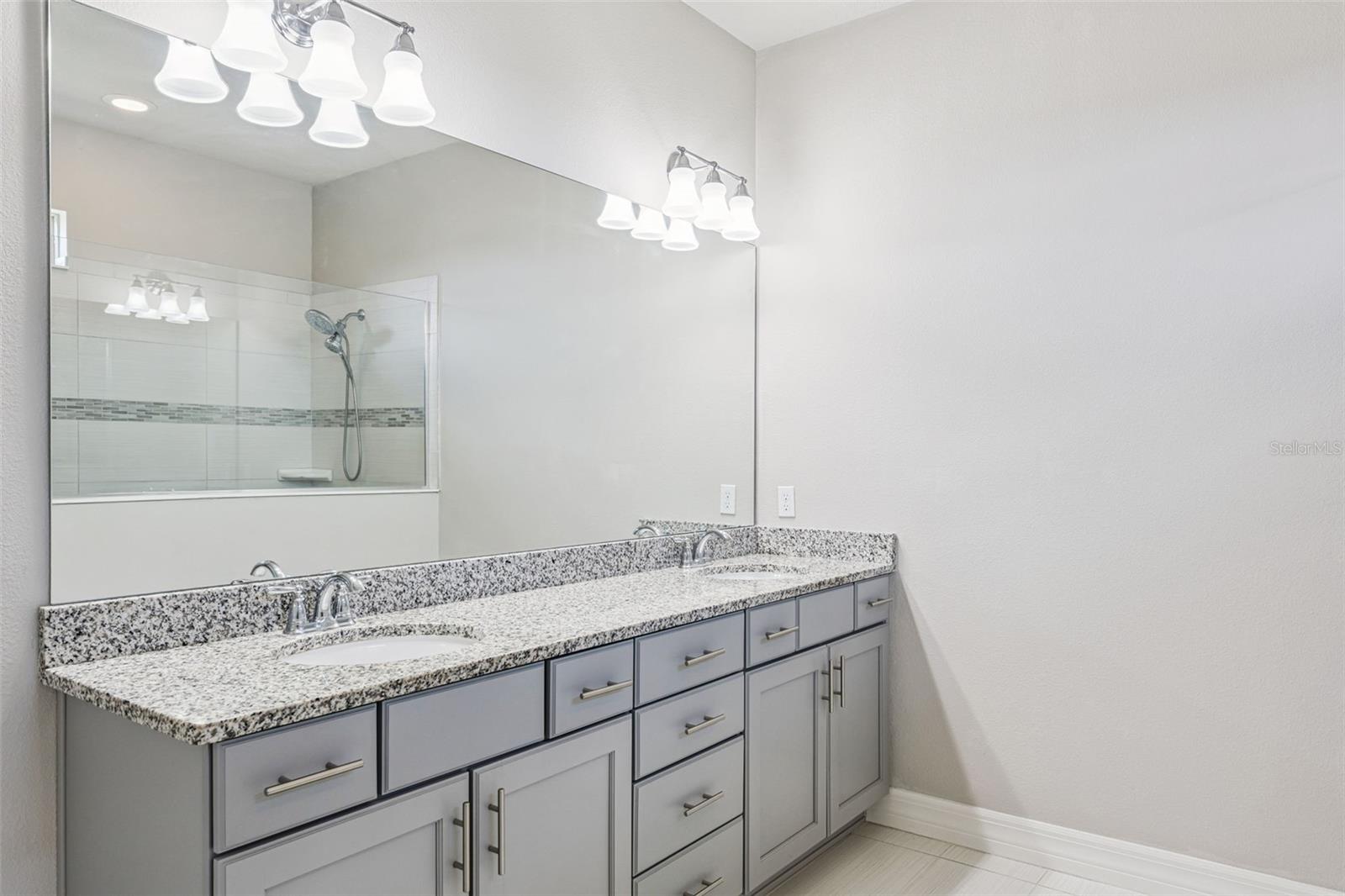 Image 18 of 68 For 5022 Hartwell Court