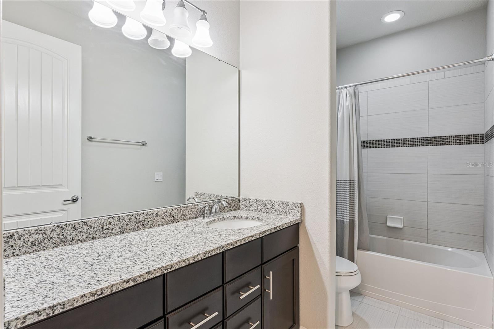 Image 29 of 68 For 5022 Hartwell Court