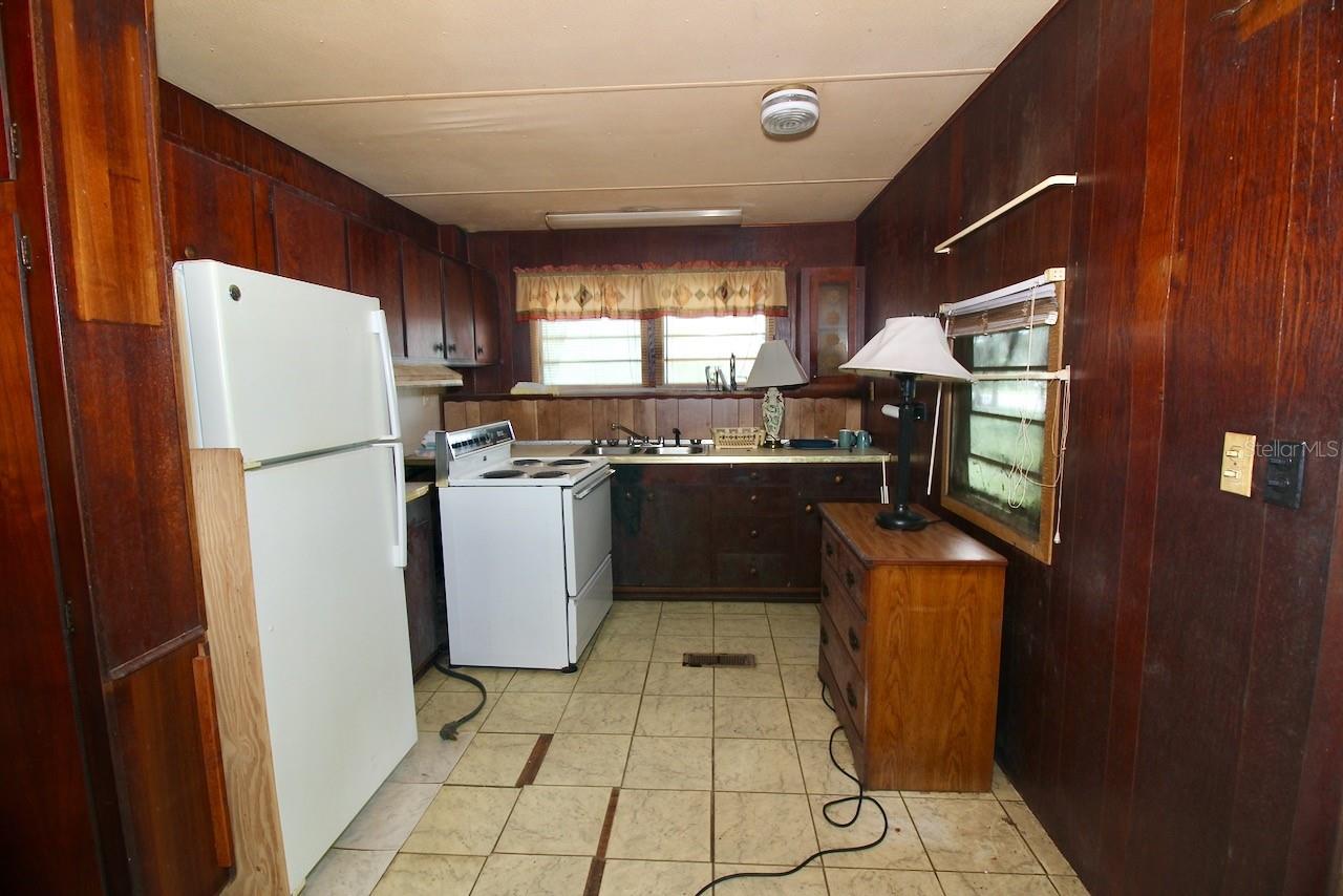 Image 5 of 10 For 1540 Oak Lane