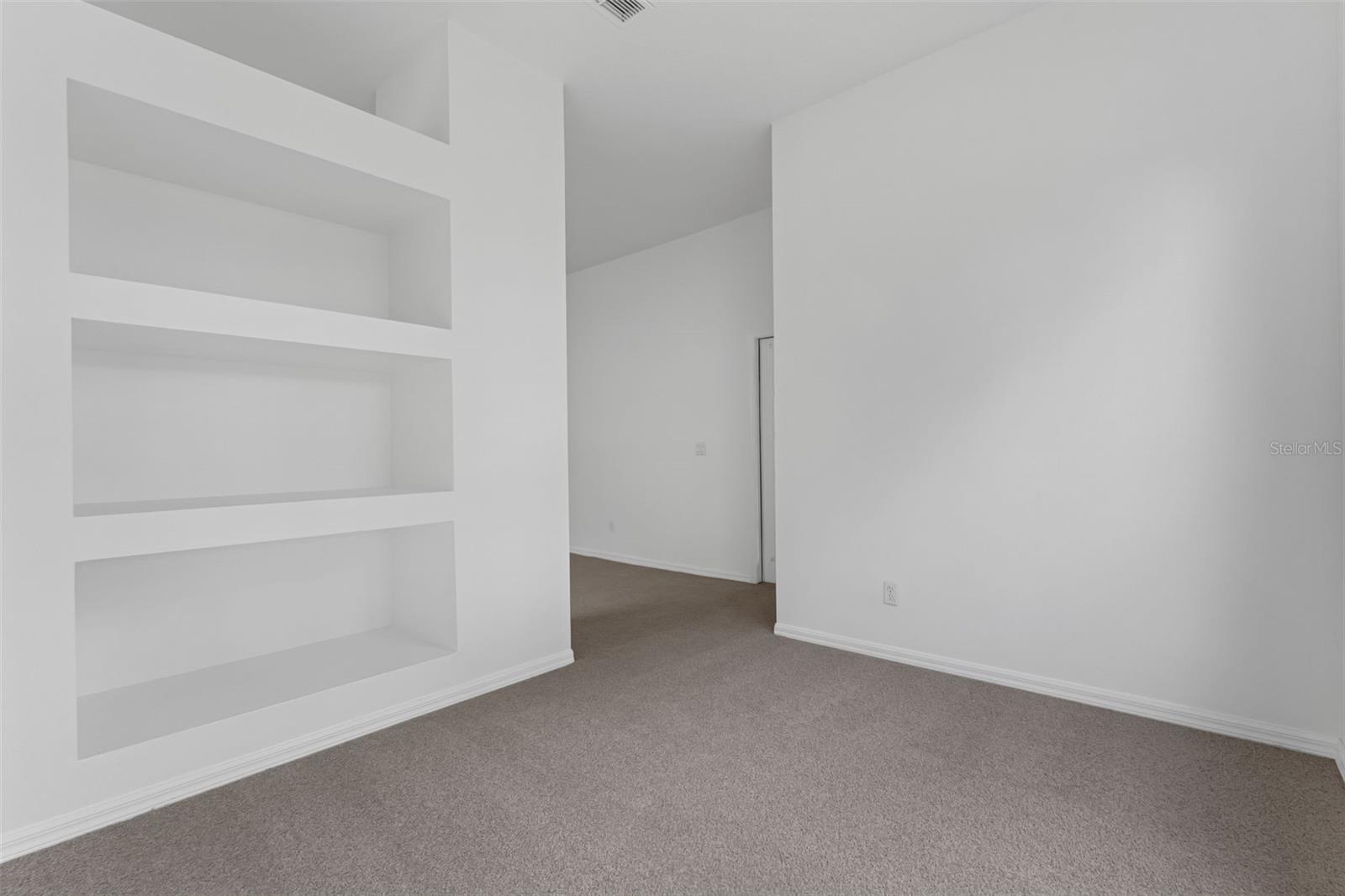 Image 19 of 60 For 802 Kingsbridge Drive