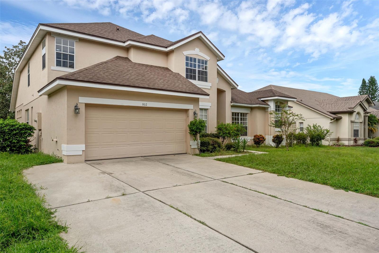 Image 2 of 60 For 802 Kingsbridge Drive
