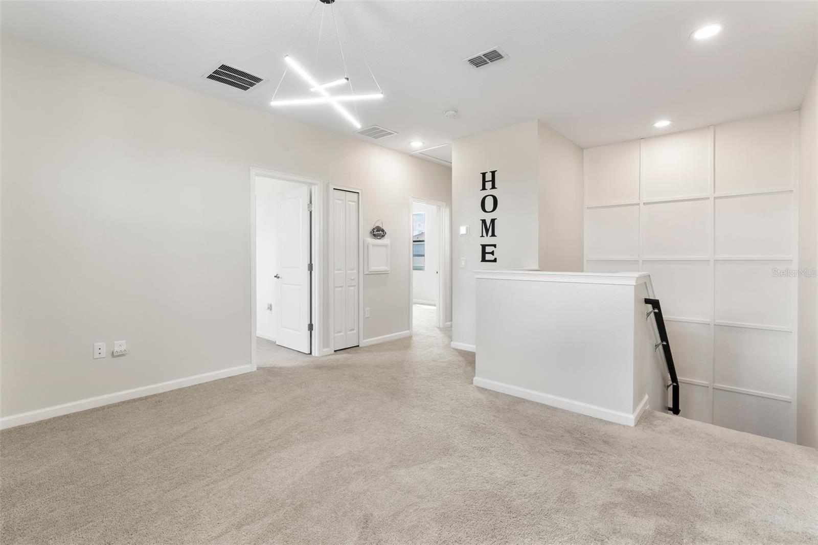 Image 19 of 37 For 1317 Yorkdale Road