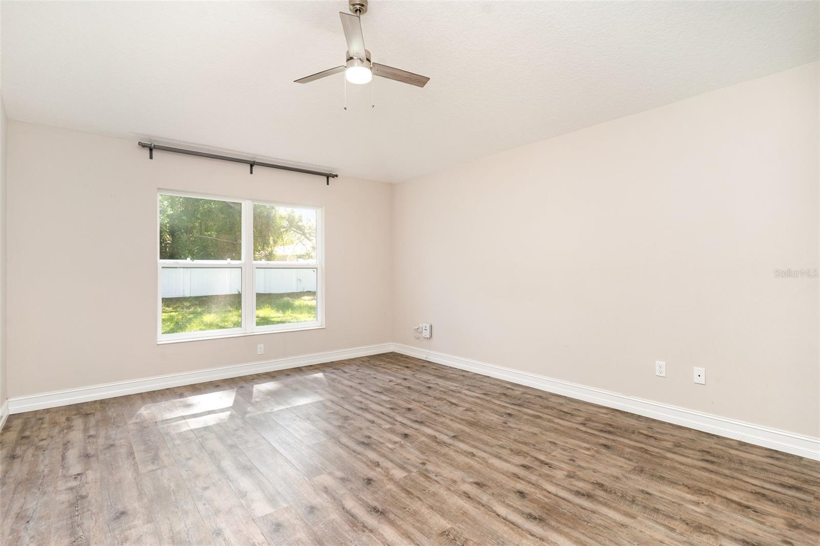 Image 11 of 25 For 12205 87th Terrace