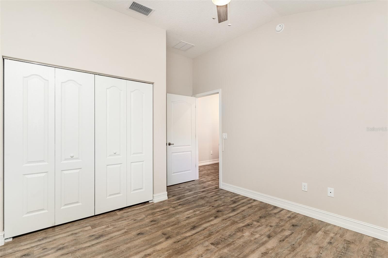 Image 17 of 25 For 12205 87th Terrace